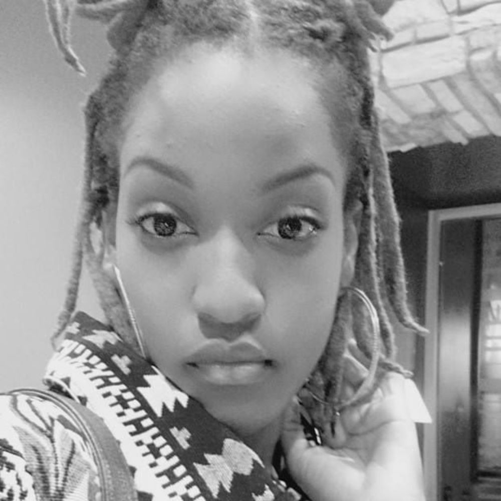 Meet your Posher, Kimaya